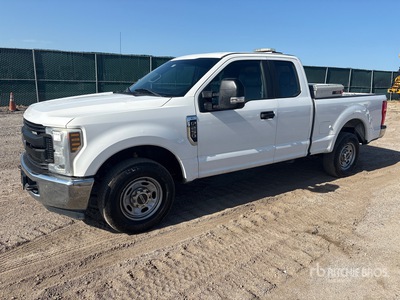 2019 Ford F-250 XL 4x2 Extended Cab Pickup