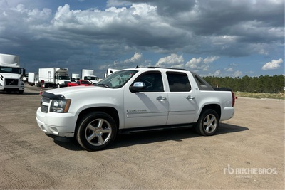 2009 Chevrolet Avalanche LTZ 4x4 Crew Cab Pickup