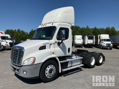 2015 Freightliner Cascadia 6x4 Tracteur Routier