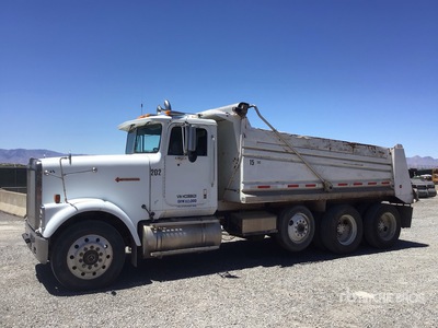 1987 International F9370 8x4 Tri/A Dump Truck