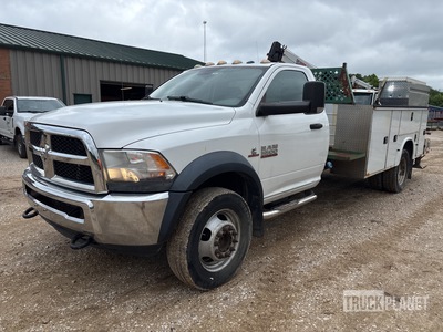 2016 Ram 5500 4x4 Service Truck