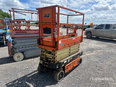 2019 JLG 1932R Electric Schaarlift