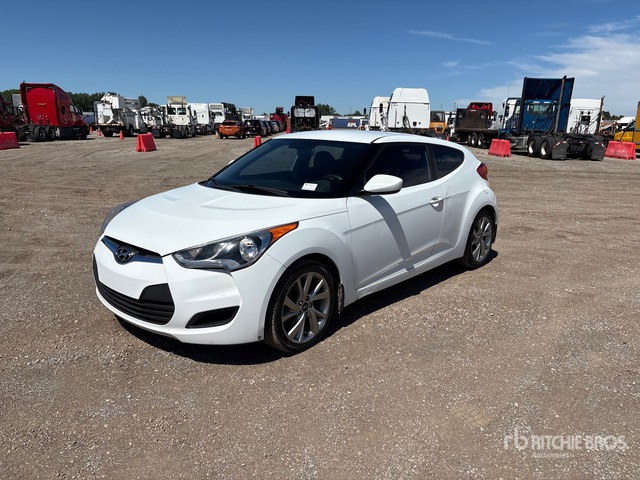 KMHTC6AD2GU276722 2016 photo no. 1