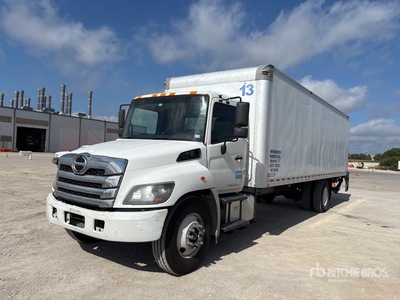 2021 Hino 268 4x2 Van Truck