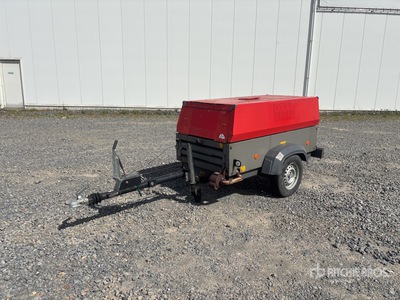 2012 Atlas Copco XAS97DD 5.3 m3/min Mobile 16.7 L ضاغط هوائي