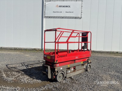 Haulotte COMPACT 8 Electric Elevador de tijera (Inoperable)