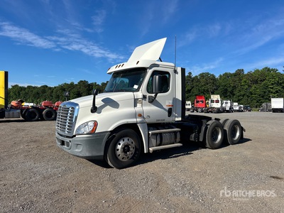 2016 Freightliner Cascadia 125 6x4 Cabeza Tractora Cabina Corta (Inoperable)