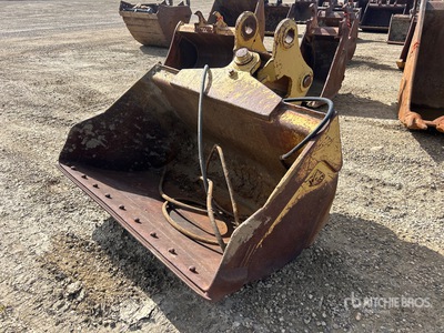 WBM 60 in Hydraulic Tilting Godet d'excavatrice - Fits Cat 325