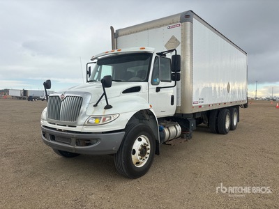 2017 International 4400 6x4 Gesloten vrachtwagen