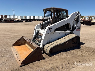 2007 Bobcat T300 を見 Compact Track Loader