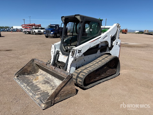 2011 Bobcat T750 Two-Speed Compact Track Loader