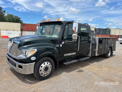 2014 International TerraStar 4x2 Crew Cab Utility Truck