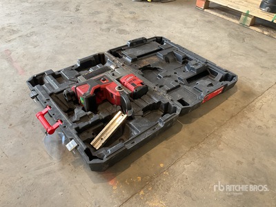 Milwaukee M18 Fuel Magnetic Drill