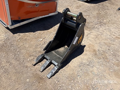 Trojan 35CL 12 in Digging Excavator Bucket - Fits 40mm Cat 303, 303.5, 304 Case, New Holland, Kobelco SK35 Deere/Hitachi 35D/G