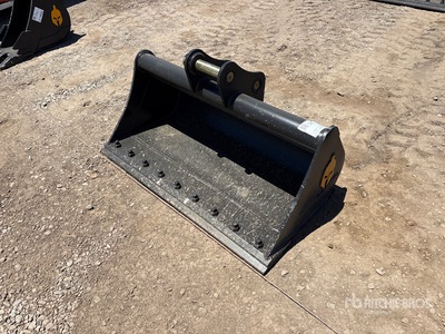 Trojan 35CL 42 in Cleanup Excavator Bucket - Fits 40mm Cat 303, 303.5, 304 Case, New Holland, Kobelco SK35 Deere/Hitachi 35D/G