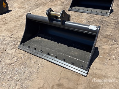 Trojan 35CL 42 in Cleanup Excavator Bucket - Fits 40mm Cat 303, 303.5, 304 Case, New Holland, Kobelco SK35 Deere/Hitachi 35D/G
