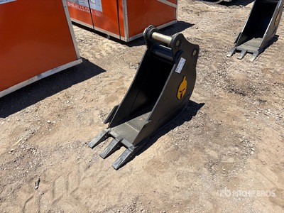 Trojan 50CL 12 in Digging Excavator Bucket - Fits 45mm Cat 305, 305.5 Komatsu PC45/50/55 Hyundai R55, Hitachi/Deere 50D/G Case, New Holland, Kobelco SK50 Bobcat E50/341/337