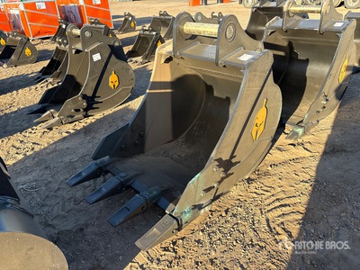 Trojan 200CL 36 in Digging Excavator Bucket - Fits 80mm Cat 320/321/323, Hyundai R210 Komatsu PC200/220, Deere 160/200/225 Kobelco SK210, Case 210/225, Doosan DX225