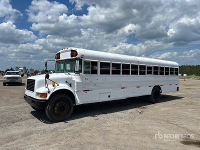 1991 International 3800 4x2 Transit を見 Bus