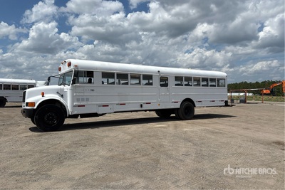 1997 International 3800 4x2 42-Seat Transit Bus
