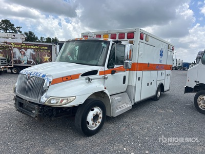 2013 International 4300 4x2 Ambulance