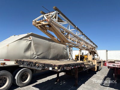 Hi-Ranger 10-90 Boom on 1974 Dorsey 46 ft T/A Trailer