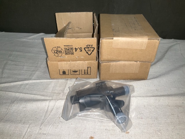 (7) Webasto 9044665A Circulation Pumps