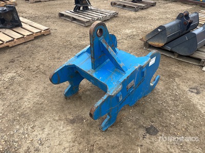 Cross Country Excavator Lifting Attachment