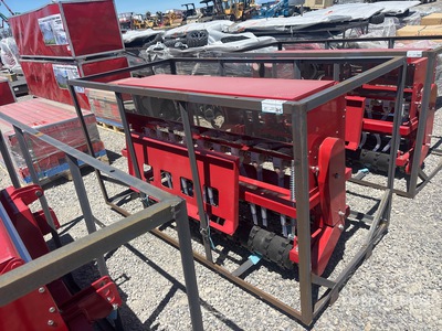 AGT STSD10 70 in Semoir à direction compacte (Unused)