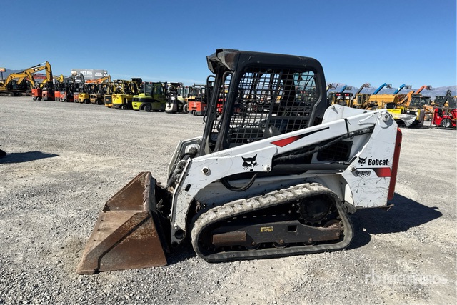 2018 Bobcat T450 Compact Track Loader