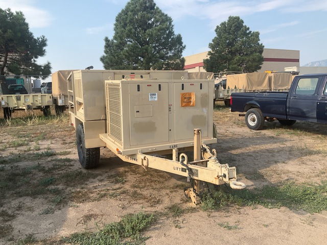 2009 DHS Systems DRASH Shelter Transport Trailer
