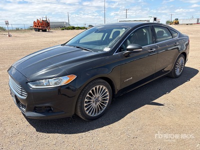2014 Ford Fusion Hybrid Automobile