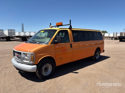 1999 GMC Savana G3500 2 Passenger Van