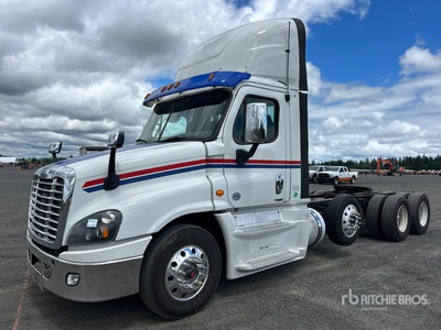 2017 Freightliner Cascadia 125 8x4 Day Cab Prime Mover