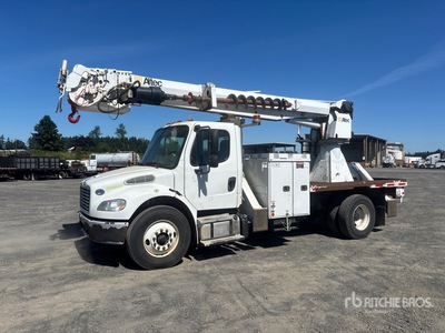 Altec DM47B on 2016 Freightliner M2 4x2 Autocarro piantapali