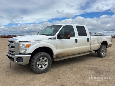 2012 Ford F-350 XLT 4x4 Crew Cab Pick Up