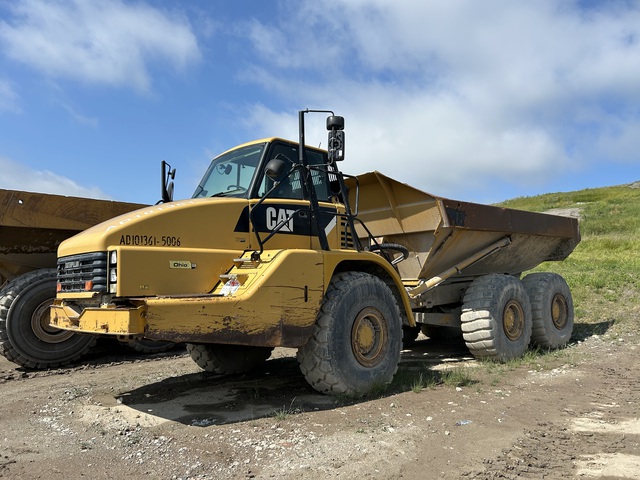 2010 Cat 735 Articulated Dump Truck (Inoperable)