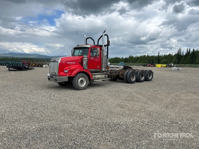2005 Western Star 4900 8x6 Tri/A Day Cab Truck Tractor