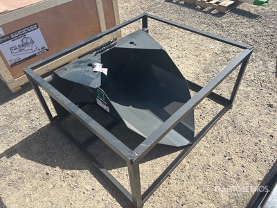 StanForge TS42 42 in Spade Skid Steer Bucket (Unused)
