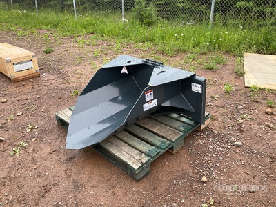 StanForge TS42 42 in Spade Skid Steer Bucket (Unused)