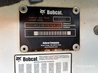 2006 Bobcat T250 Two-Speed Chargeuse sur rails compacte