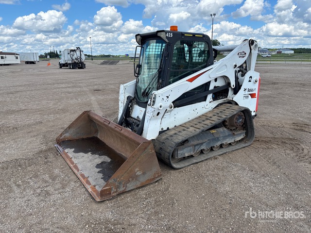 2017 Bobcat T750 Two-Speed Compact Track Loader