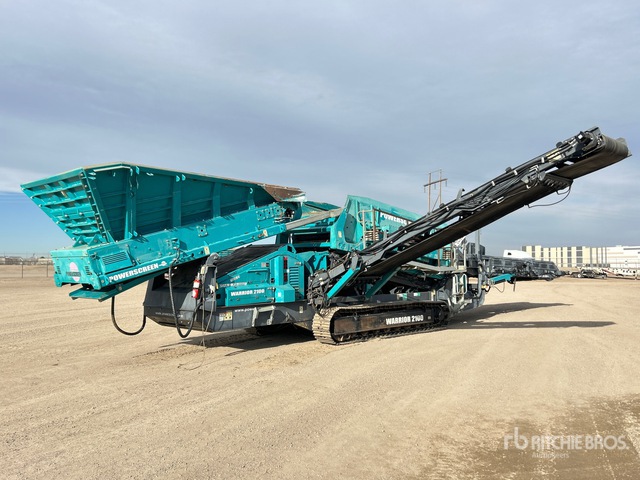 2015 Powerscreen 2100 Tracked Screen Plant