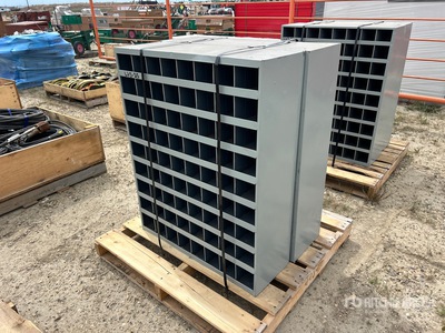 Quantity of (2) Scaffale per bulloneria