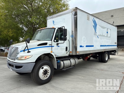 2016 International 4300 4x2 Cargo Furgoneta caja cerrada