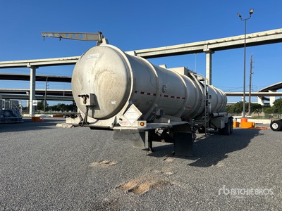 2012 Dragon 8400 gal T/A Tank-Anhänger