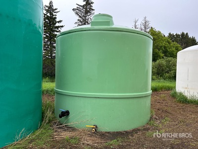 10000 gal Poly Tank