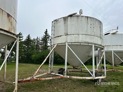 Lux Service +/- 25 ton Fertilizer Hopper Trémie à grains