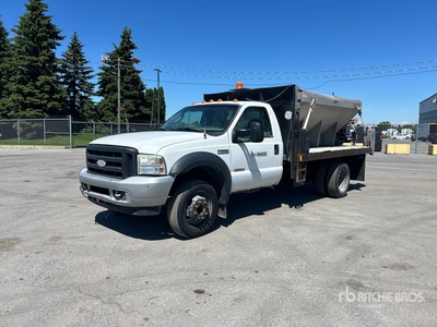 2003 Ford F-550 XL 4x2 Spreader Truck