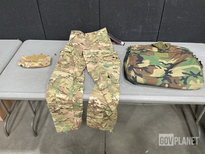(13) Flyer’s Helmet Bags, (89) Helmet Covers & Assorted Items
